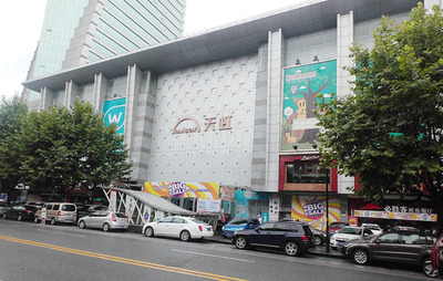漫步百貨，尋味理想——岳陽理想文化傳播與百貨業(yè)的融合探索