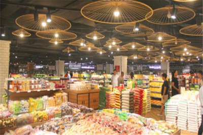 吉林市商務(wù)局強(qiáng)化產(chǎn)銷對接 地產(chǎn)品進(jìn)駐歐亞商都精品超市